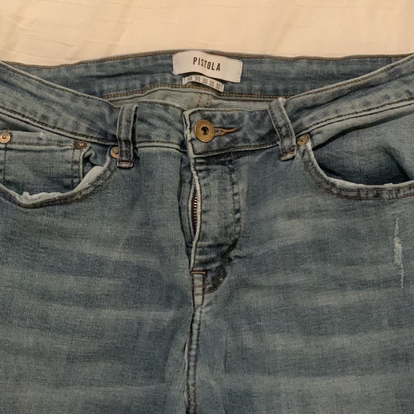 Slightly ripped jeans - Picture 2 of 3